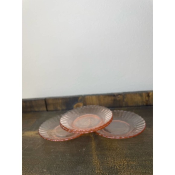 Set of 4 Pink Fortecrisa Ribbed Saucers Vintage - Picture 2 of 5